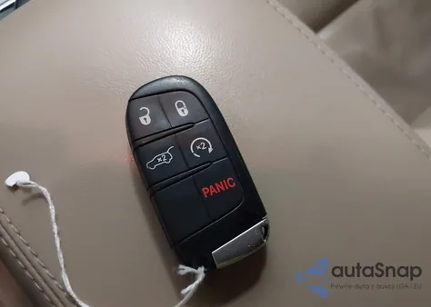 2019 Jeep Grand Cherokee Limited 4X4 from USA, damaged, VIN 1C4RJFBG2KC635952